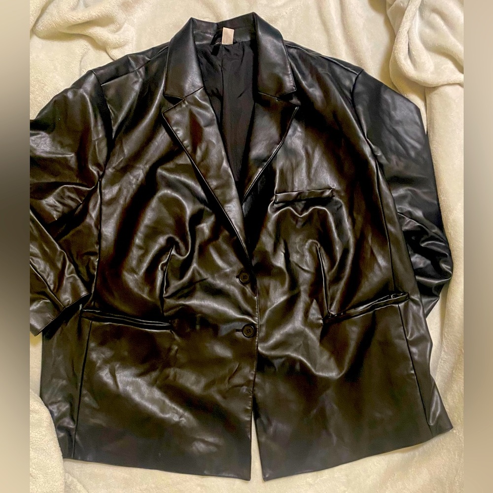 •Black leather jacket